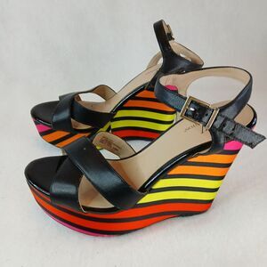 Worthington Women’s Colorful Wegde Strapped Sandal size 8